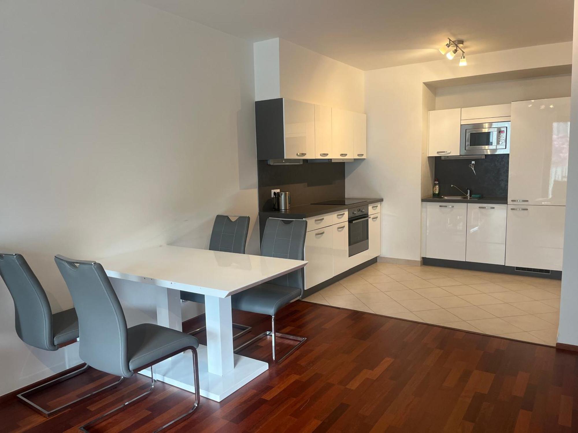 Residence Garden Tower S Balkonem, Garaz Praga Exterior foto